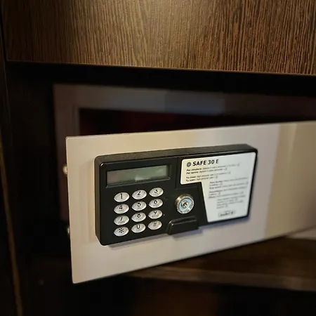 Ar Golden House Hotel