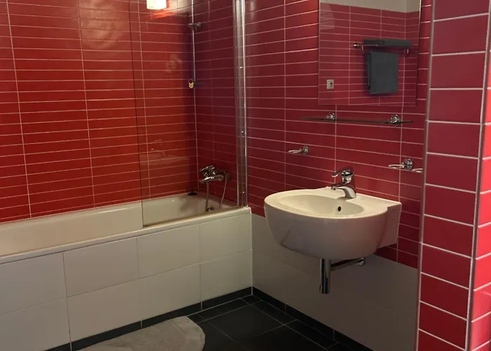 Ar Golden House Hotel